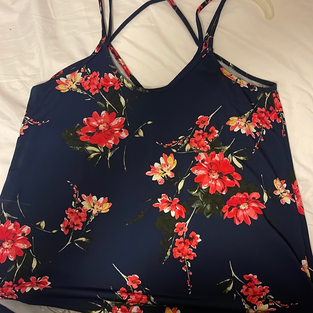 Size S Navy Camisole with red flowers